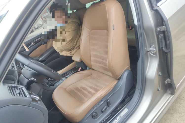 Used Volkswagen Passat 2014 2.0 TSI DSG Ultimate Edition
