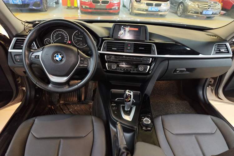 Used BMW 3 Series 2017 320Li Fashion Model