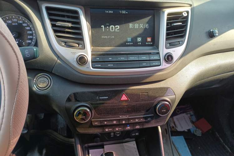 Used Hyundai Tucson 2015 1.6T Dual-Clutch Two-Wheel-Drive Smart Model