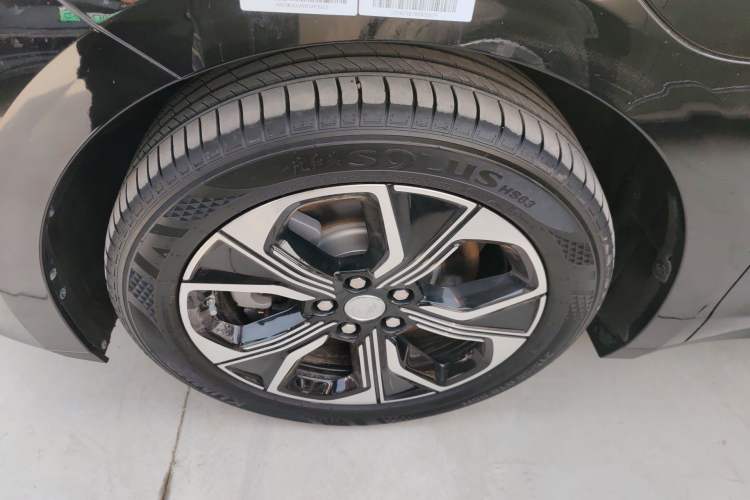 Used Hongqi E-QM5 2021 Charging Version Flagship Edition
