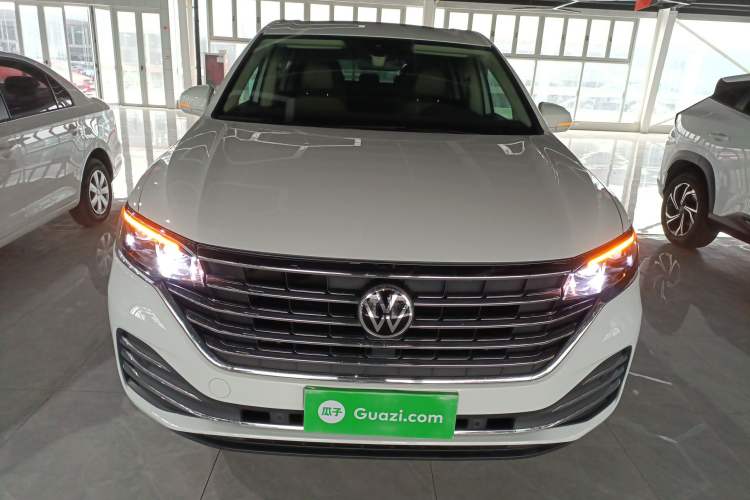 Used Volkswagen Viloran 2022 380TSI Prestige Edition
