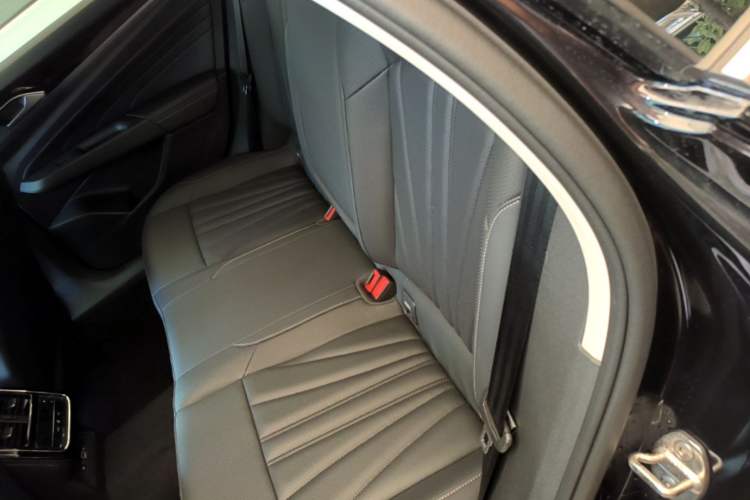 Used Volkswagen Passat 2025 Outstanding Model 380TSI Starry Dragon Edition
