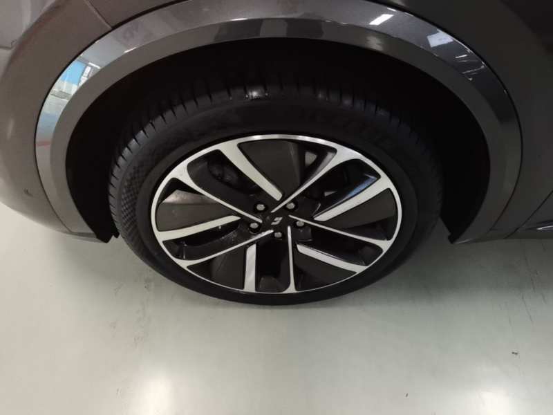 Used Li Auto L9 2024 Pro Model — 22