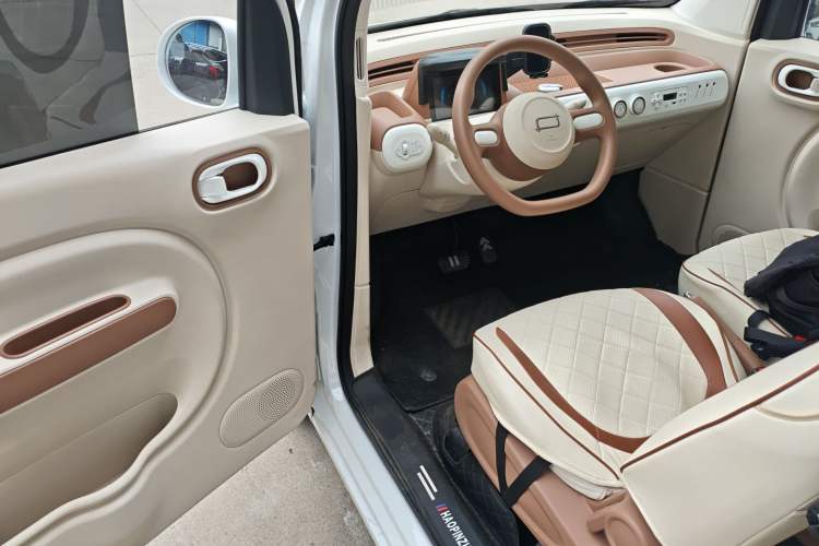 Used Bestune Pony 2026 222km Colorful Horse
