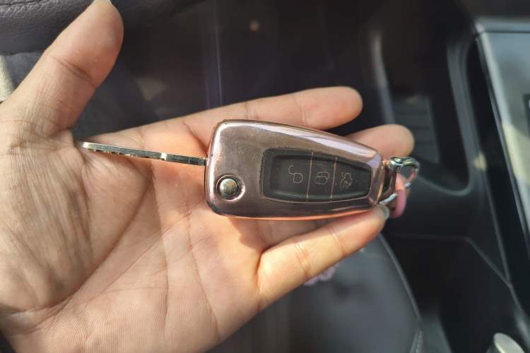 Used Ford Focus 2012 Hatchback 1.6L Automatic Fashion Edition
