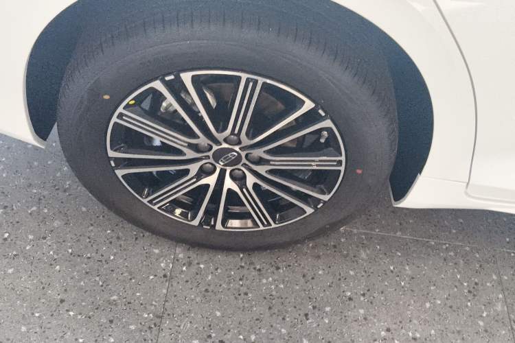 Used Geely Auto Preface 2026 Model Oriental Yao 1.5TD Fuyao Edition