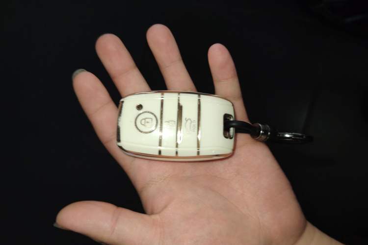 Used Kia K5 2014 2.0L Automatic LUXURY Vehicle Key