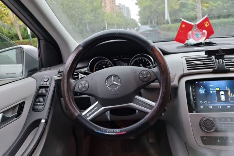 Used Mercedes-Benz R-Class 2011 R 300 L Business Model
