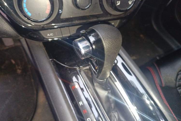 Used Honda Vezel 2017 1.5L CVT 2WD Comfort Model