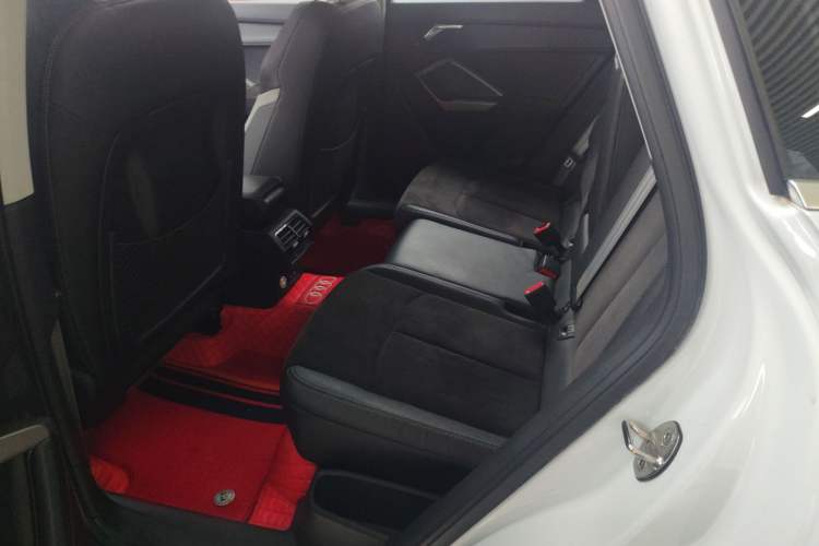 Used Audi Q3 2019 35 TFSI Advanced Dynamic Edition Left Rear Seat