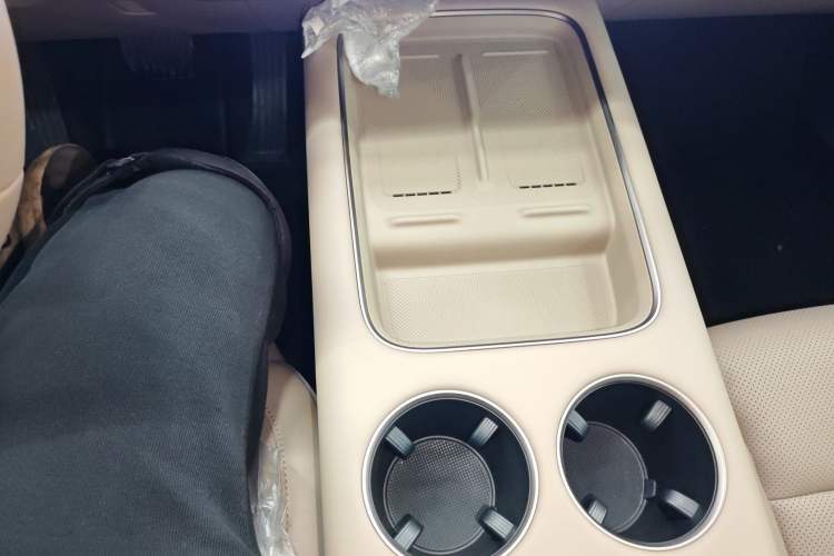 Used Li Auto i8 2025 Model Standard Version Gear Lever