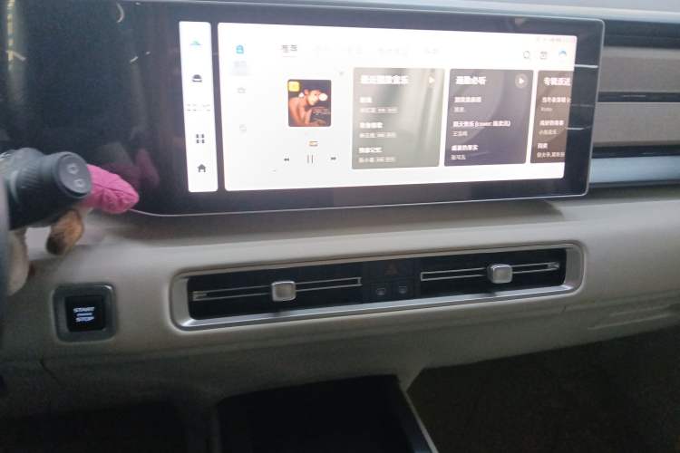 Used Geely Auto icon 2023 1.5TD Chocolate Smoothie Edition
