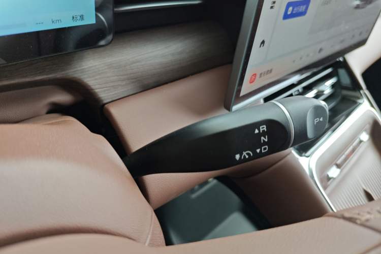 Used Wuling Xingguang S 2024 130km Flagship Version Gear Lever