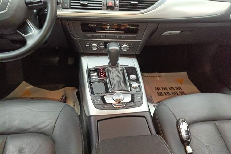 Used Audi A6L 2018 30th Anniversary Edition 35 TFSI Fashion Model
