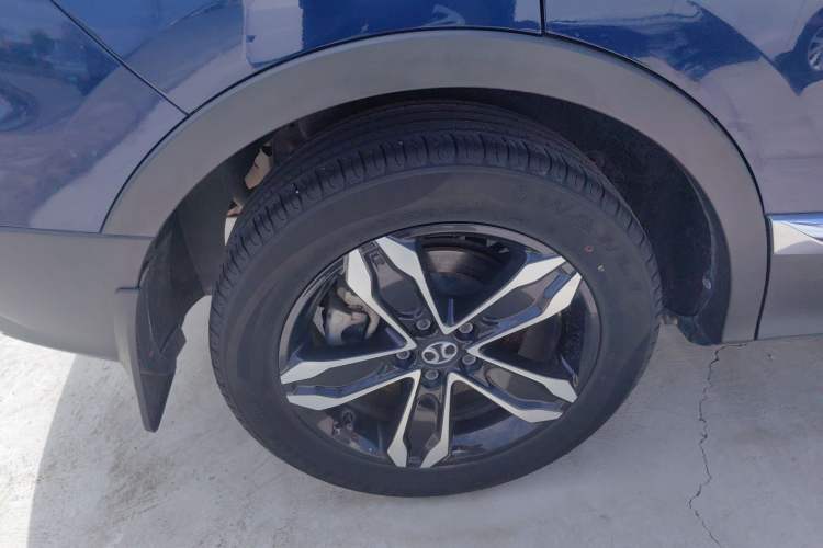 Used BAIC Beijing X5 2018 1.5T Manual Advance Version China V Exterior 5