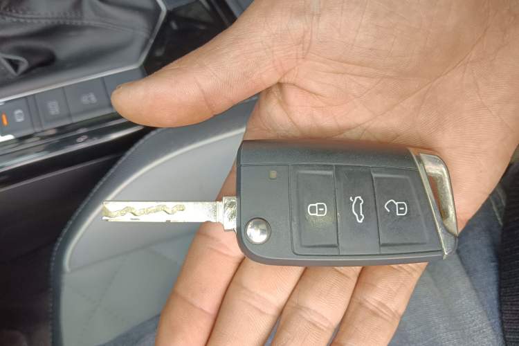 Used Volkswagen Tayron 2023 280TSI Two-Wheel-Drive Luxury Plus Advanced Version Interior 1