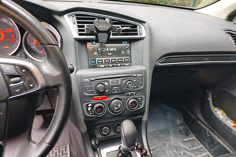 Used Citroen C4L 2014 1.6THP Intelligent Drive Automatic Dynamic Model
