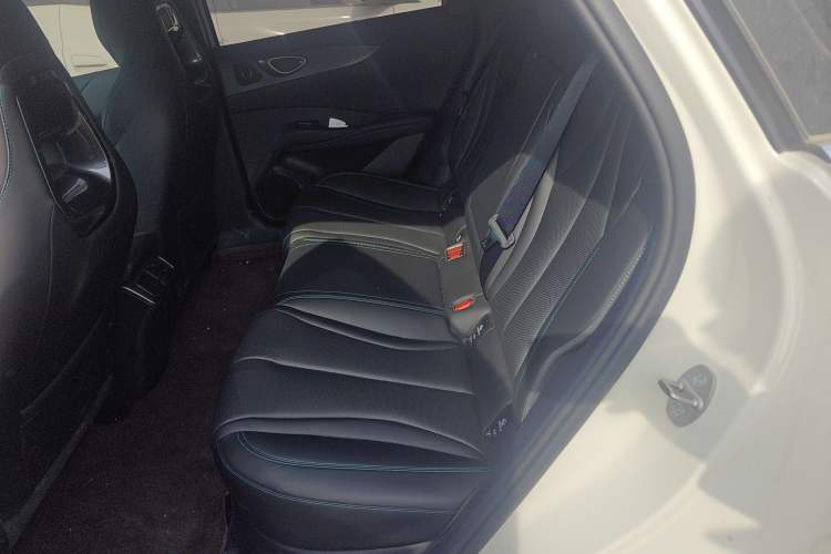 Used BYD Seal 06 New Energy 2025 EV 545KM Premium Edition Left Rear Seat