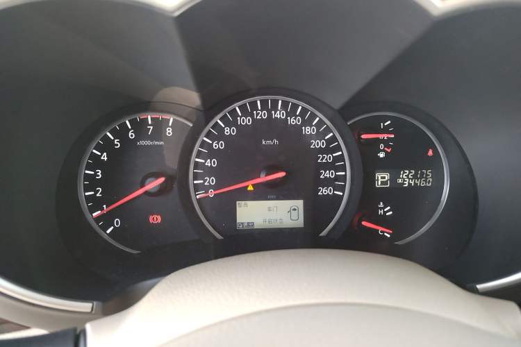 Used Nissan Quest 2015 3.5L SL
