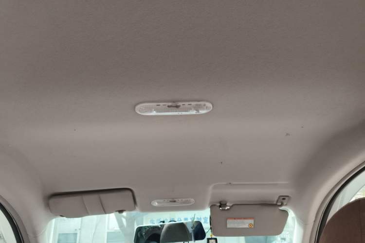 Used Nissan Sunny 2015 1.5XE Manual Comfort Edition Headliner