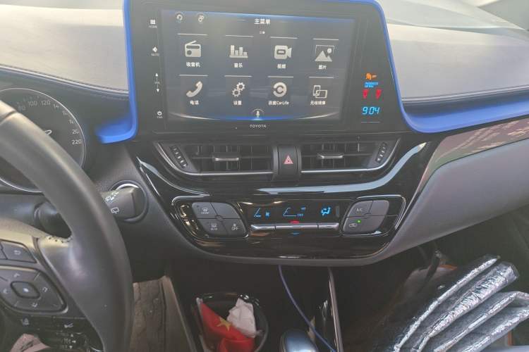Used Toyota IZOA 2018 2.0L Yichi Version China VI Standard Audio And AC Panel