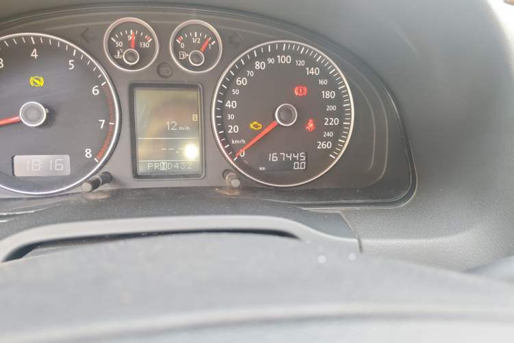 Used Volkswagen Passat 2011 1.8T Automatic Luxury Model