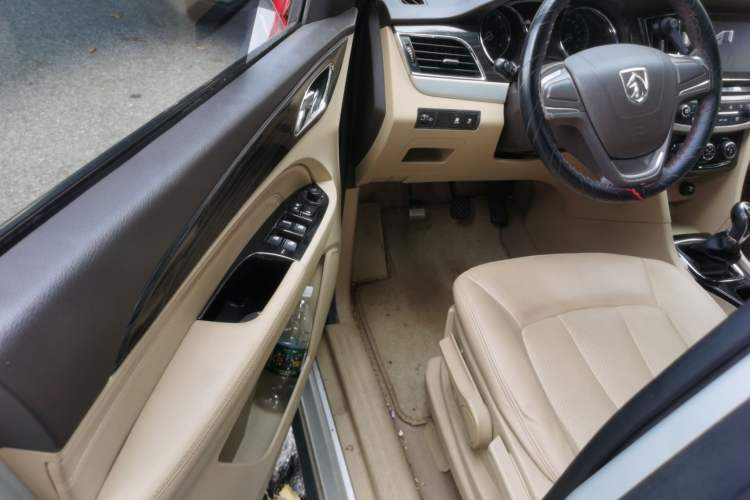 Used Baojun 730 2016 1.5L Manual Comfort Version 7 Seats China V Emission Standard