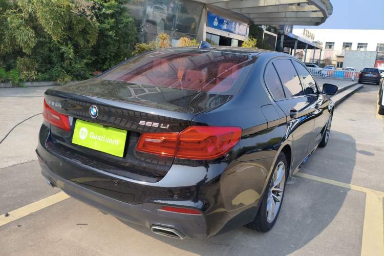 Used BMW 5 Series 2019 525Li M Sport Package