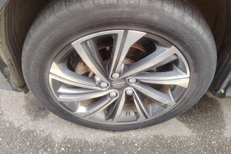 Used Geely Auto Coolray 2019 260T DCT Knight China V Standard Left Front Wheel Hub