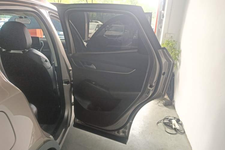 Used BORGWARD BX5 2017 20TGDI Automatic Two-Wheel Drive Pioneer Edition
