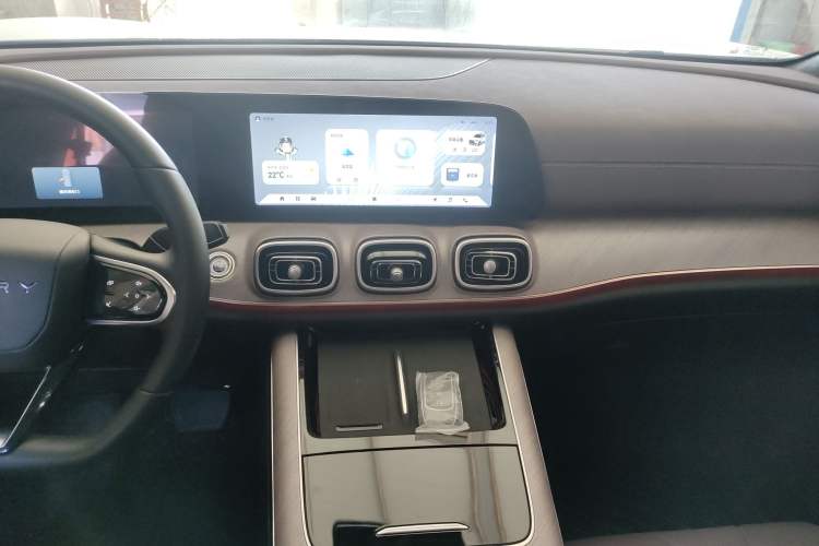 Used Chery Tiggo 9 2025 2.0T Automatic Two-Wheel Drive Luxury Edition 5 Seats