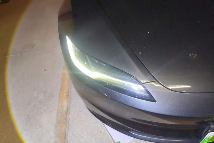 Used Tesla Model 3 2023 Rear-Wheel-Drive Version
