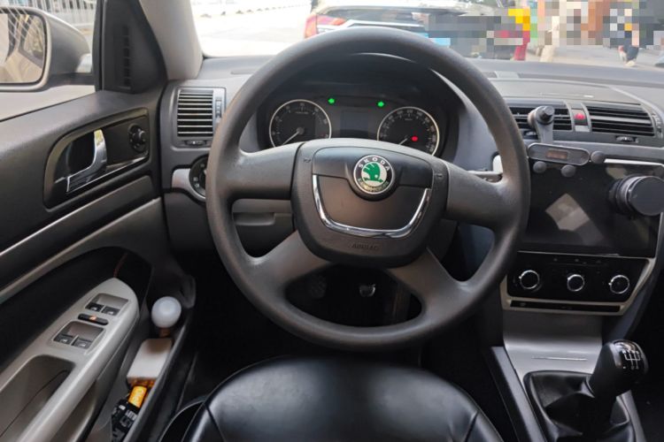 Used Skoda Octavia 2012 1.6L Manual Yijie Edition