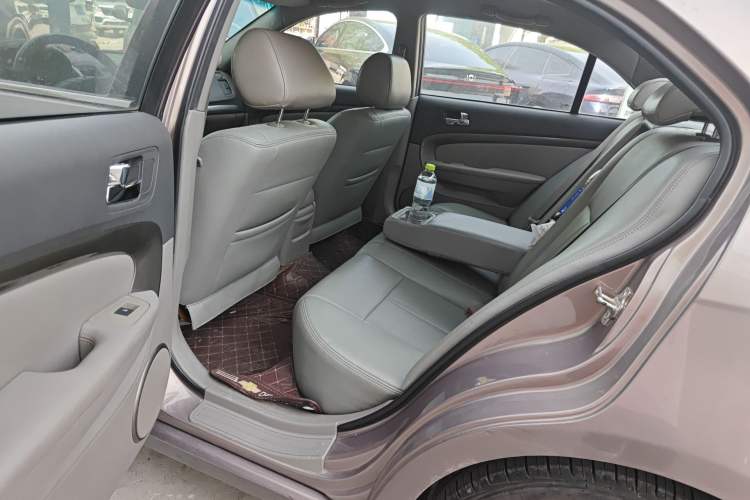 Used Chevrolet Epica 2013 1.8 SE Comfort Edition MT
