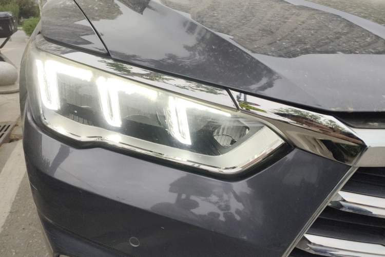 Used BYD Song Pro 2019 1.5T Automatic Luxury Model Right Front Headlight