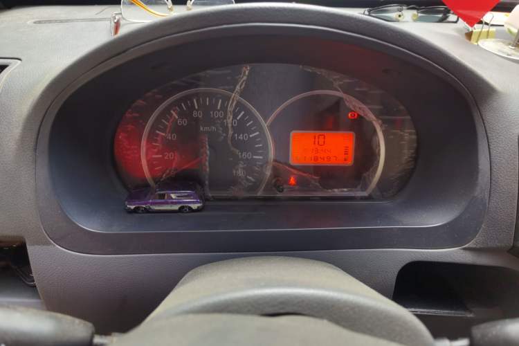 Used BAIC Weiwang 306 2011 1.3L Comfort version 7 seats
