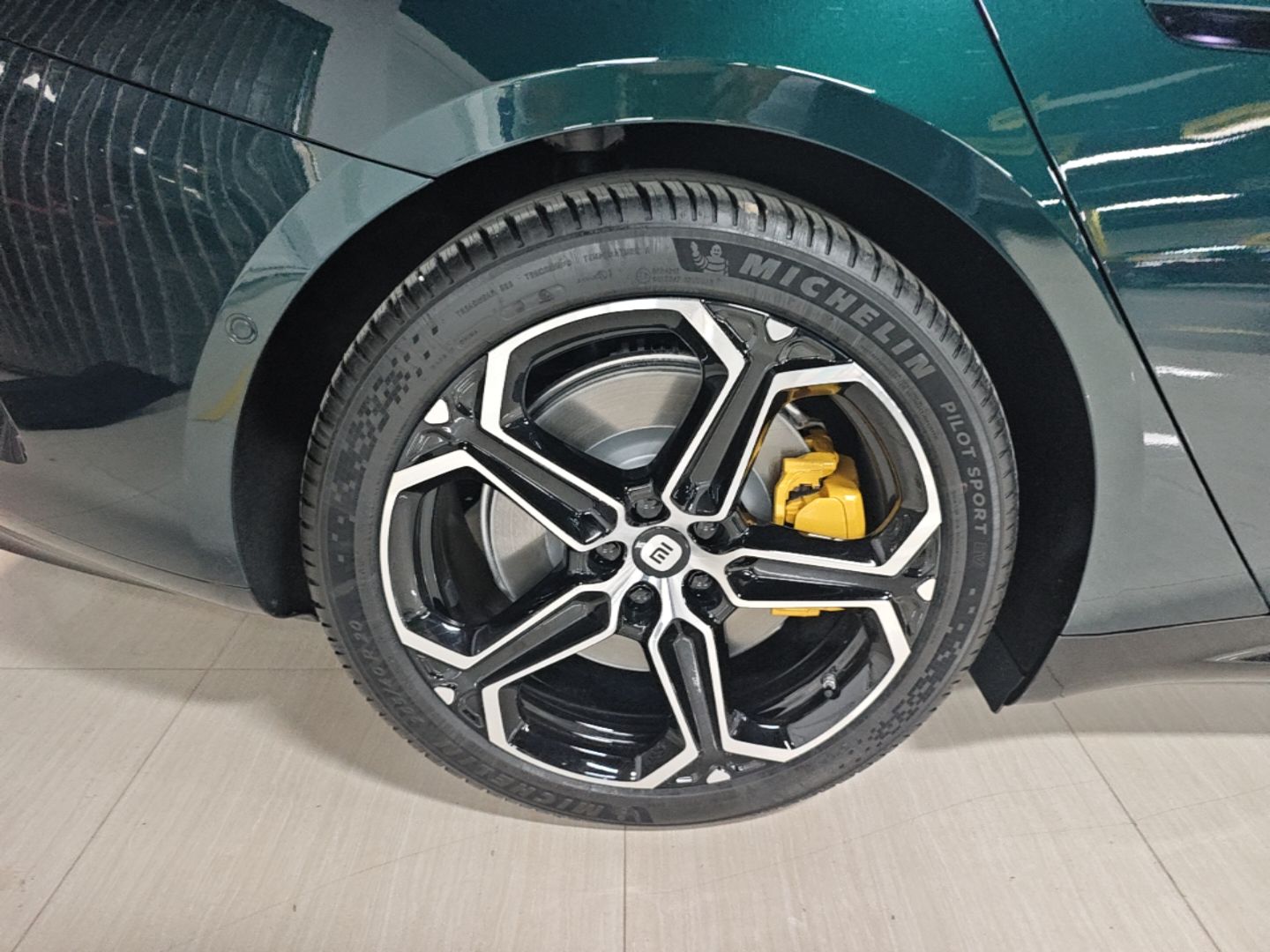 Xiaomi Auto SU7 2026 Model Standard Edition — снимка 11