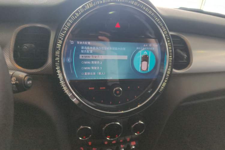 Used MINI MINI 2022 1.5T COOPER Classic Edition