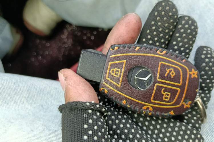 Used Mercedes-Benz C-Class 2018 C 180 L Fashion Edition Sport Version Vehicle Key