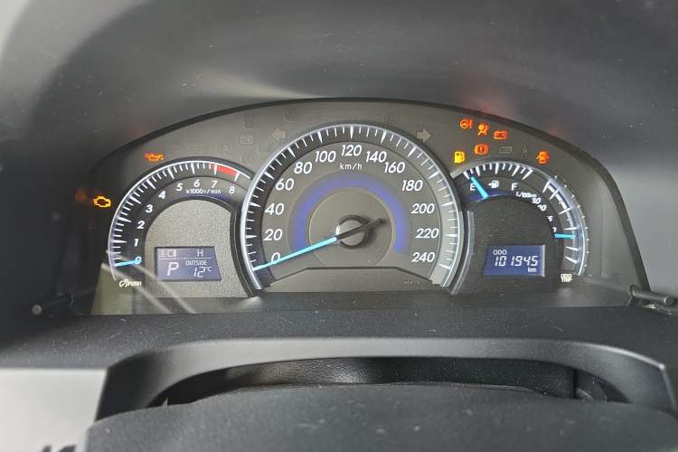 Used Toyota Camry 2016 2.0G 10th Anniversary Leading Edition