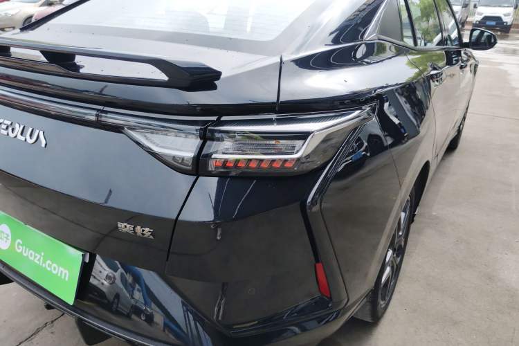 Used Dongfeng Aeolus Yixuan 2023 Mach Edition 1.5T Automatic Pursuit Rider Version Exterior 3