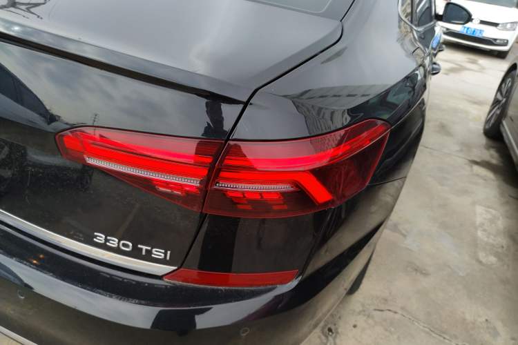 Used Volkswagen Passat 2021 330TSI Luxury Edition
