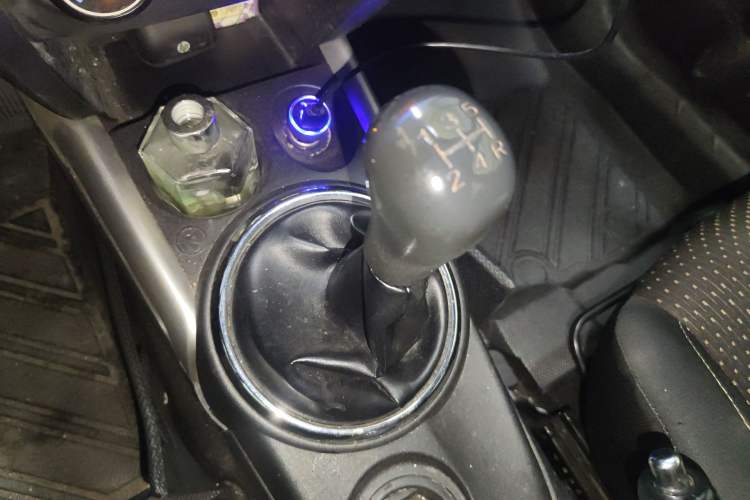 Used Mitsubishi ASX 2013 1.6L Manual Two-Wheel Drive Standard Edition