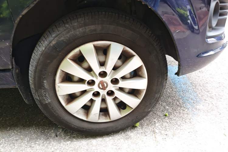 Used Jinbei Gold Hiace 2021 2.0L Passenger Vehicle Engineering Lion 6 Seats