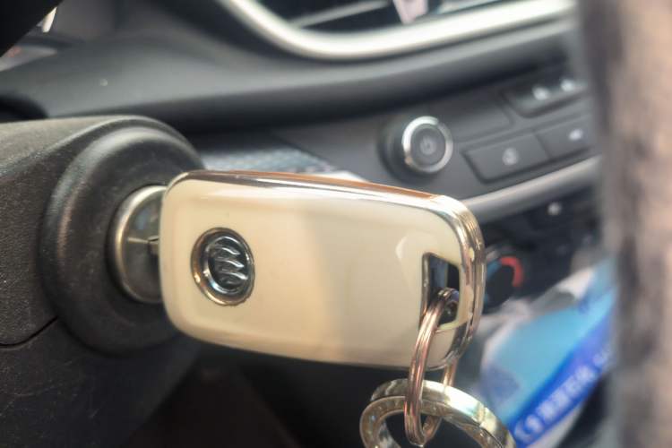 Used Buick GT 2021 Revised Version Flagship 1.5L Automatic Elite Edition Vehicle Key