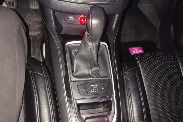 Used Peugeot 408 2014 1.8L Automatic Luxury Edition
