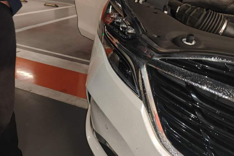 Used Buick GL8 2020 ES Land Cruiser 653T Luxury Edition Right Front Headlight