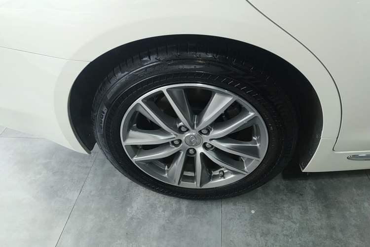 Used Infiniti Q50L 2021 2.0T Comfort Edition
