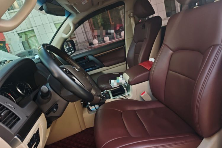 Used Toyota Land Cruiser 
