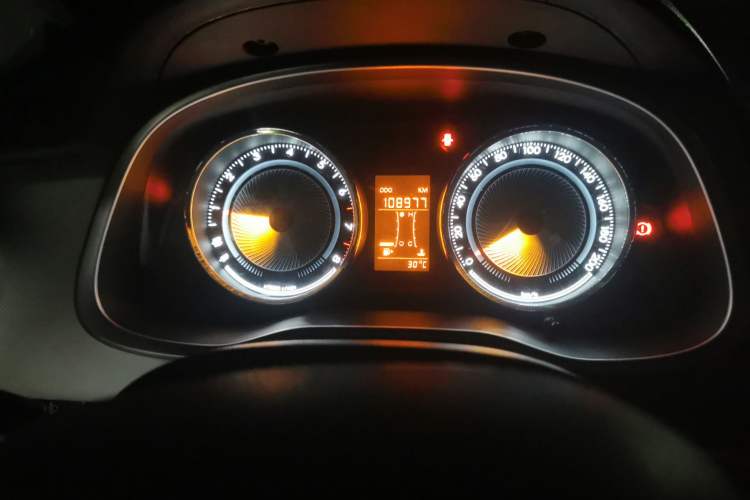 Used Chevrolet Sail 2015 Sail 3 1.5L Manual with Ideal Sunroof Edition